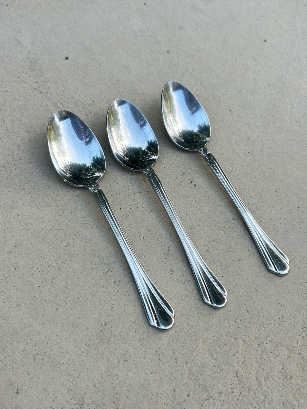 Pfaltzgraff Artesia 18/8 Stainless Steel Set of 3 Soup Spoons 6 3/4”